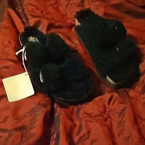 Papillon by Birkenstock  size 39 black fuzzy  real fur from lamb,original Portug